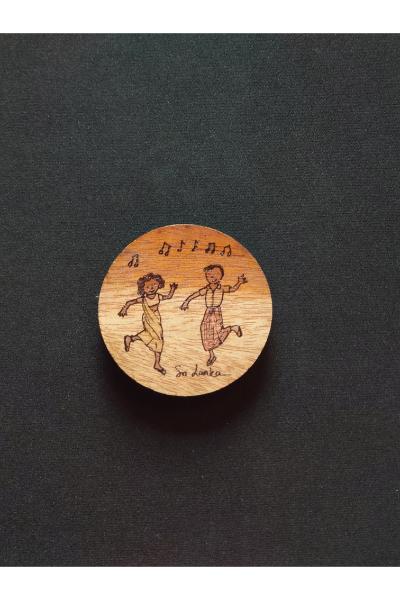 Wooden Fridge magnet - Dancing couple 